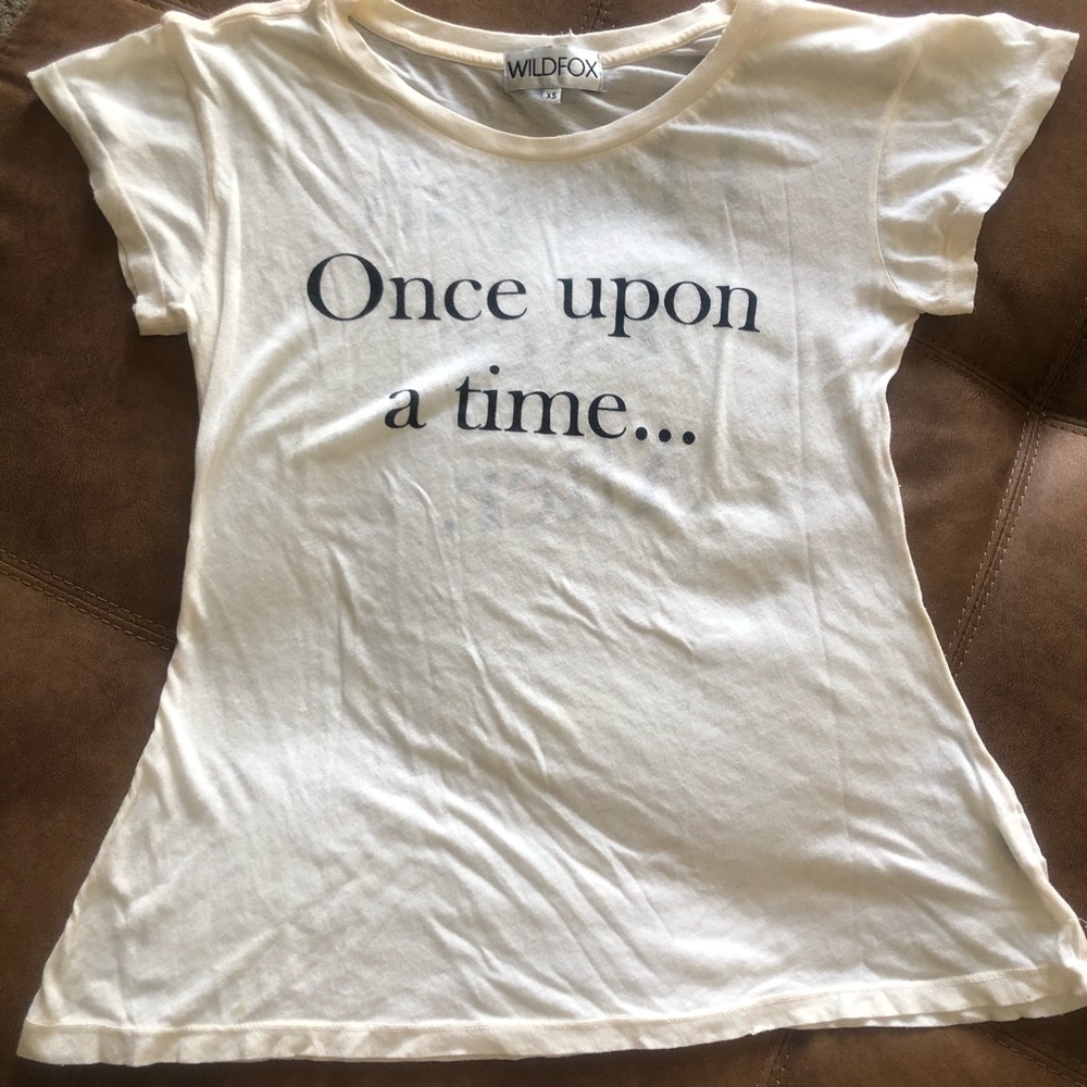 Great Wildfox shirt 🖤